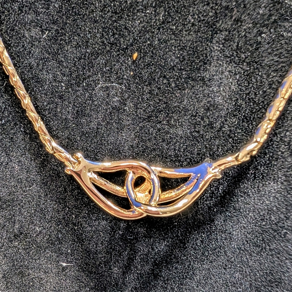 Christian Dior Vintage Gold Classic Necklace - Picture 10 of 10